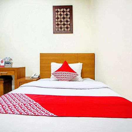 Hotel OYO 250 De'Gadri Ndalem Jarakan Esterno foto