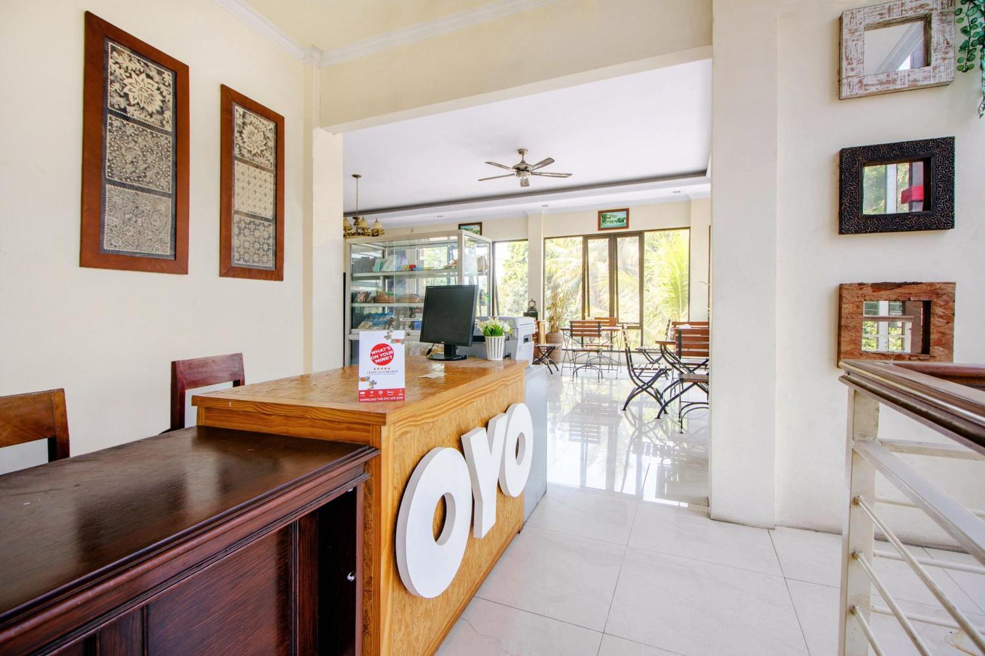 Hotel OYO 250 De'Gadri Ndalem Jarakan Esterno foto